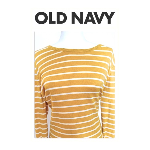 Old Navy Sweaters - OLD NAVY Women’s Mustard/Yellow Lightweight Pullover Sweater (Size XL)